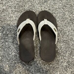REEF Size 6 Arch Support
